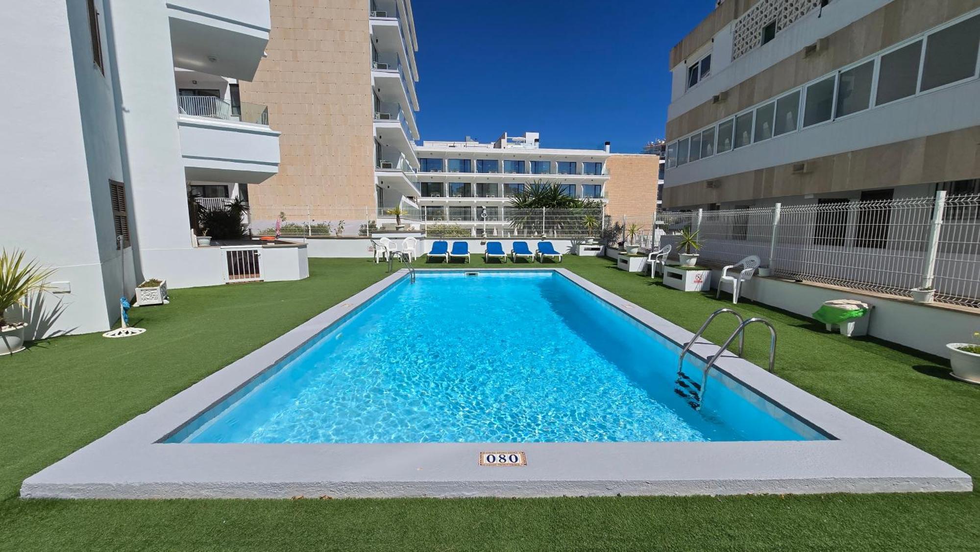 Marina Palmanova Apartamentos Екстериор снимка