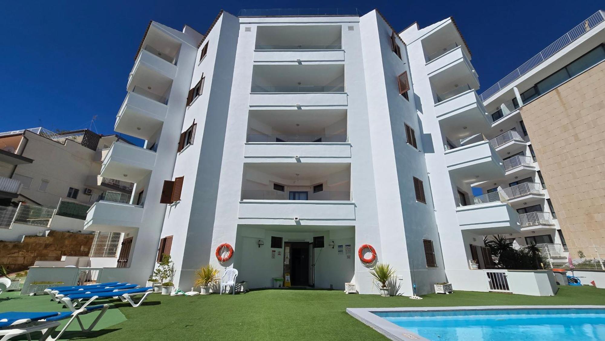 Marina Palmanova Apartamentos Екстериор снимка