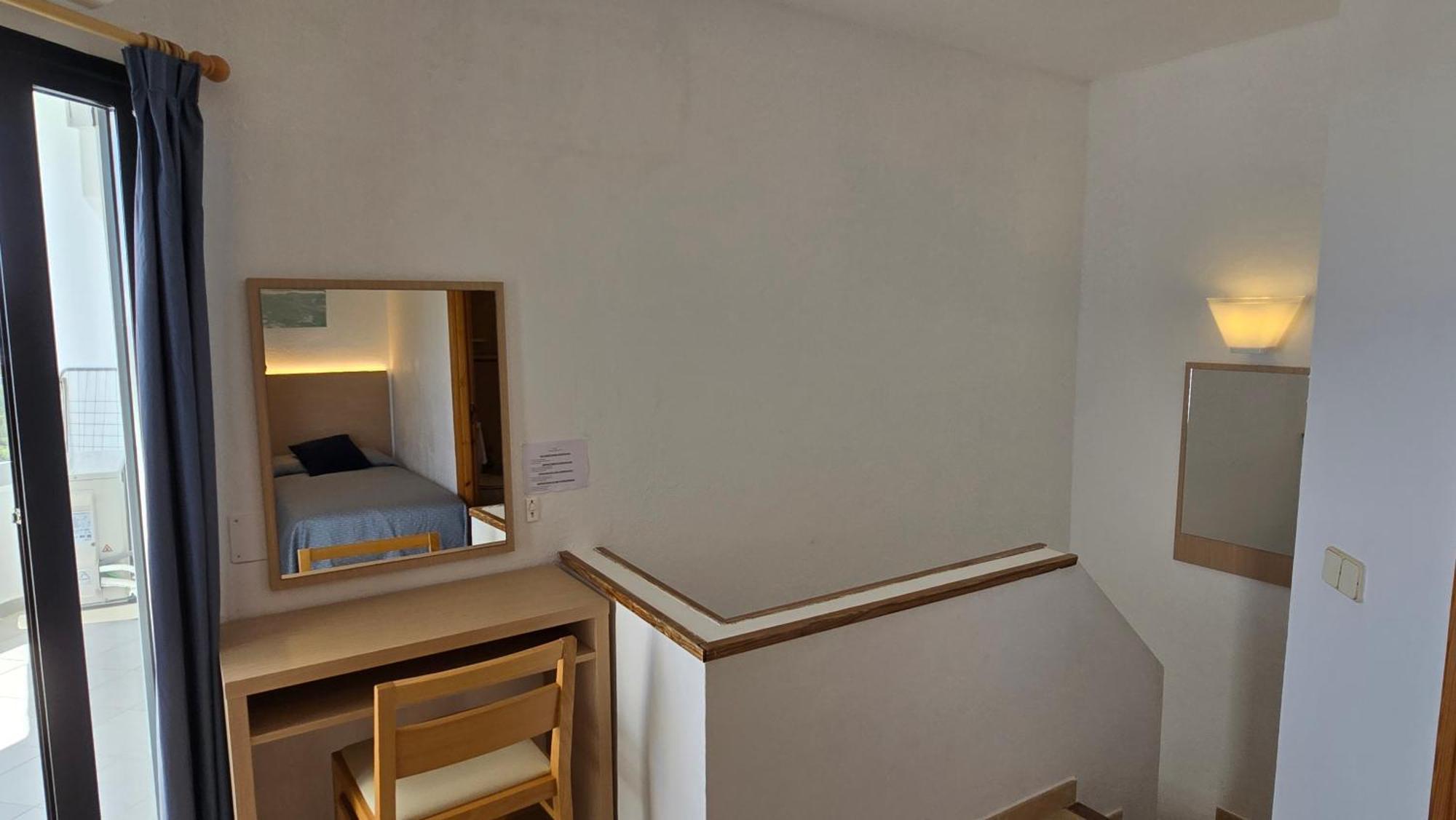 Marina Palmanova Apartamentos Екстериор снимка